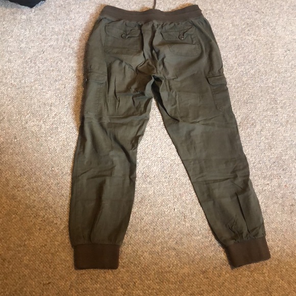 Green cargo pants - Picture 3 of 3